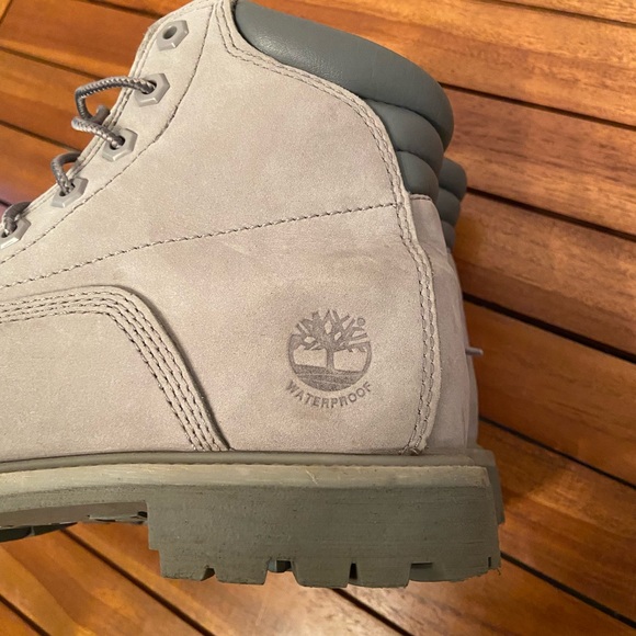 Timberland Gray Boots - Picture 3 of 12